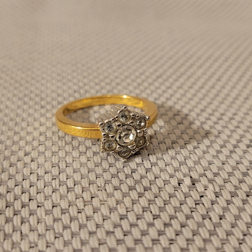 Ring - Picture 8 of 8